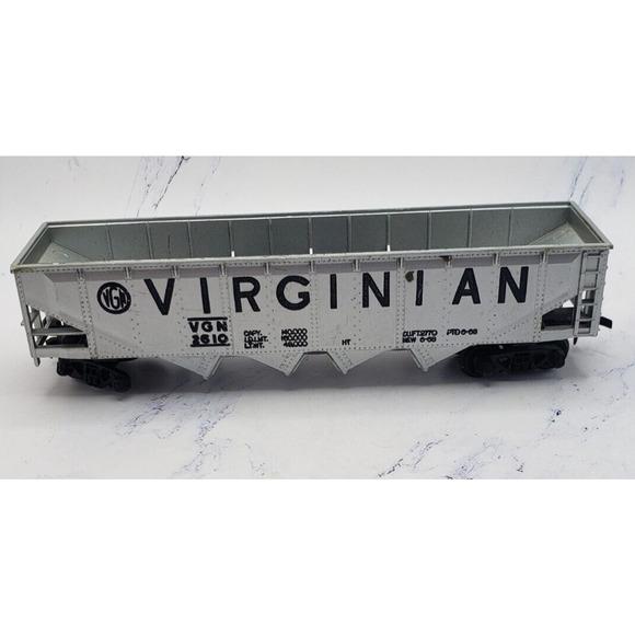 Tyco HO Scale Model Trains Silver Virginia Hopper Train Car No VGN 2610 - Picture 1 of 8